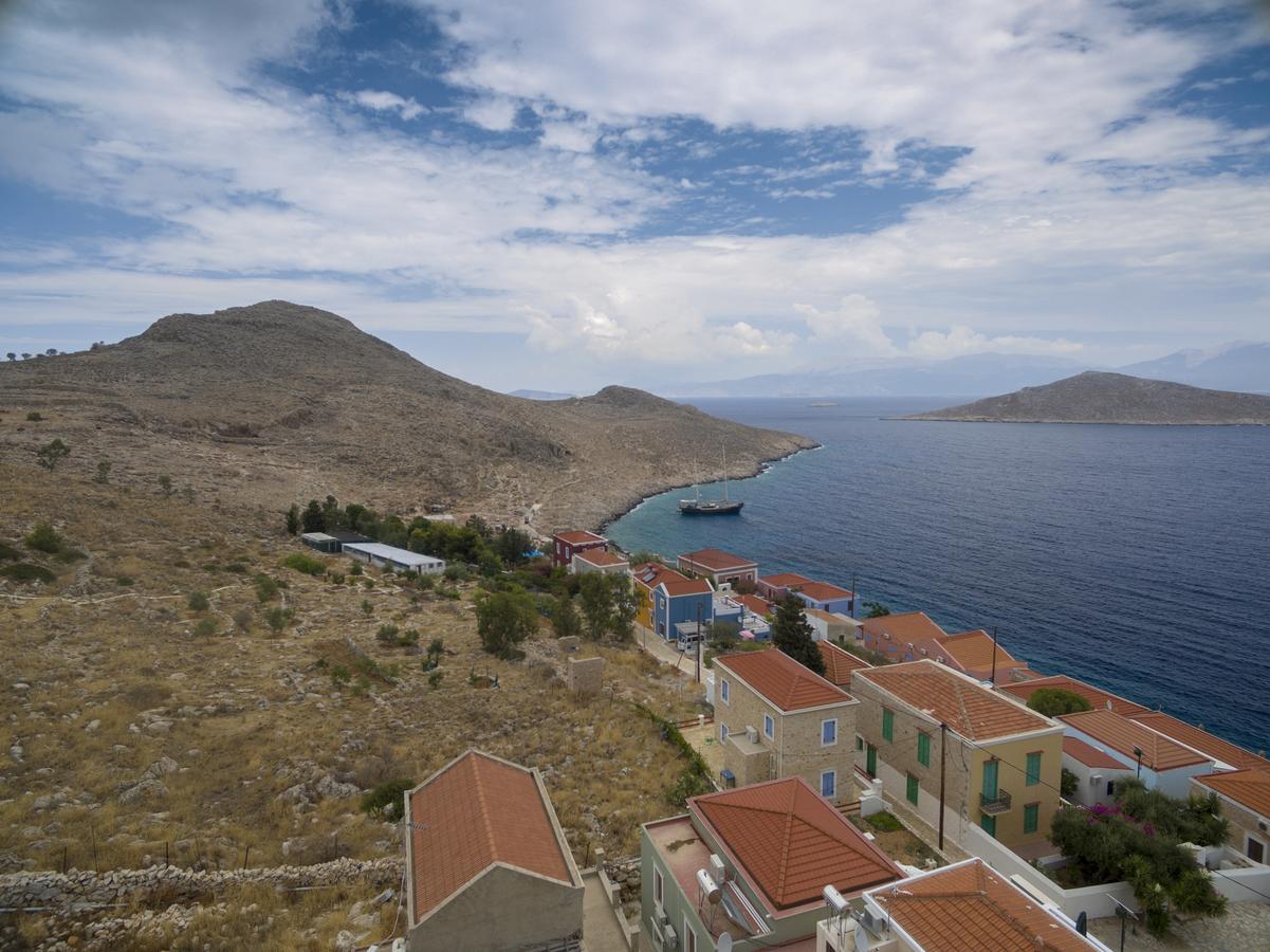 Filoxenia Apartments Chalki Town Bagian luar foto