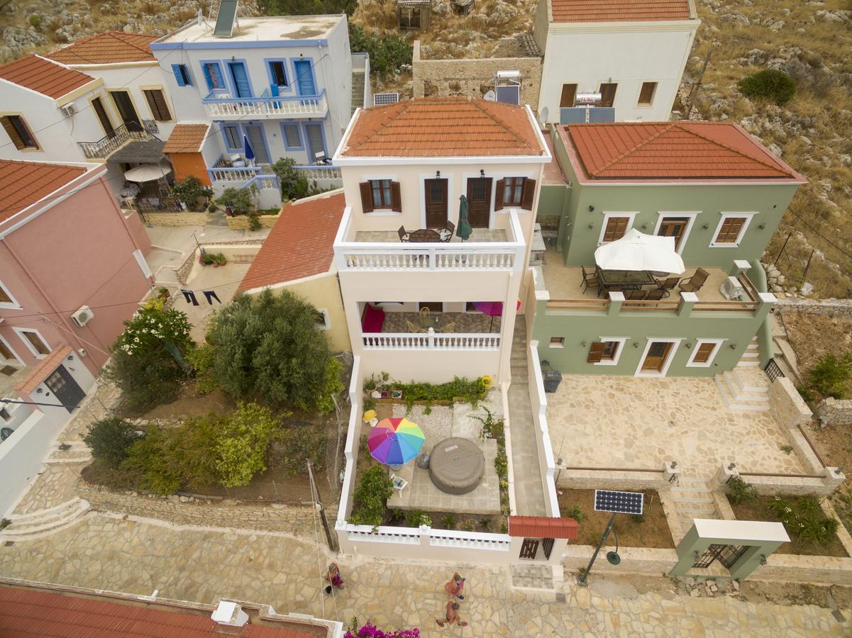 Filoxenia Apartments Chalki Town Bagian luar foto